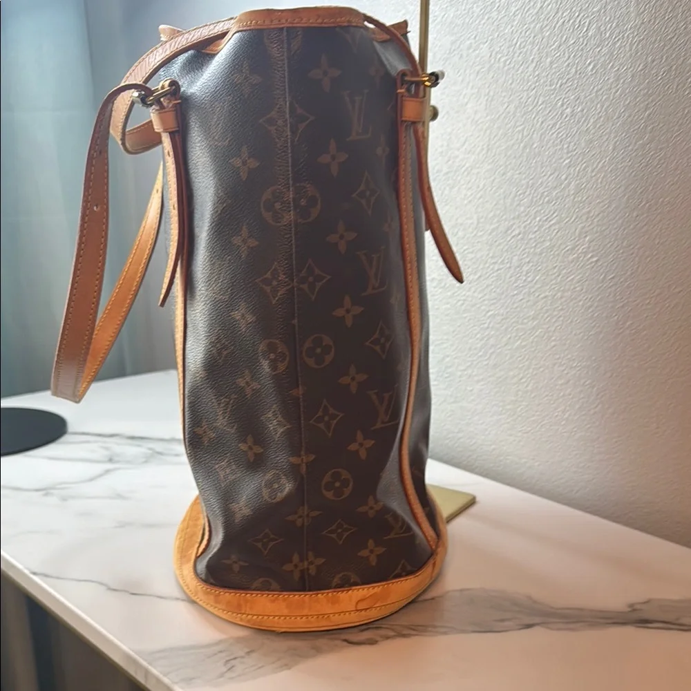 Vintage Louis Vuitton Monogram GM Bucket Tote Bag